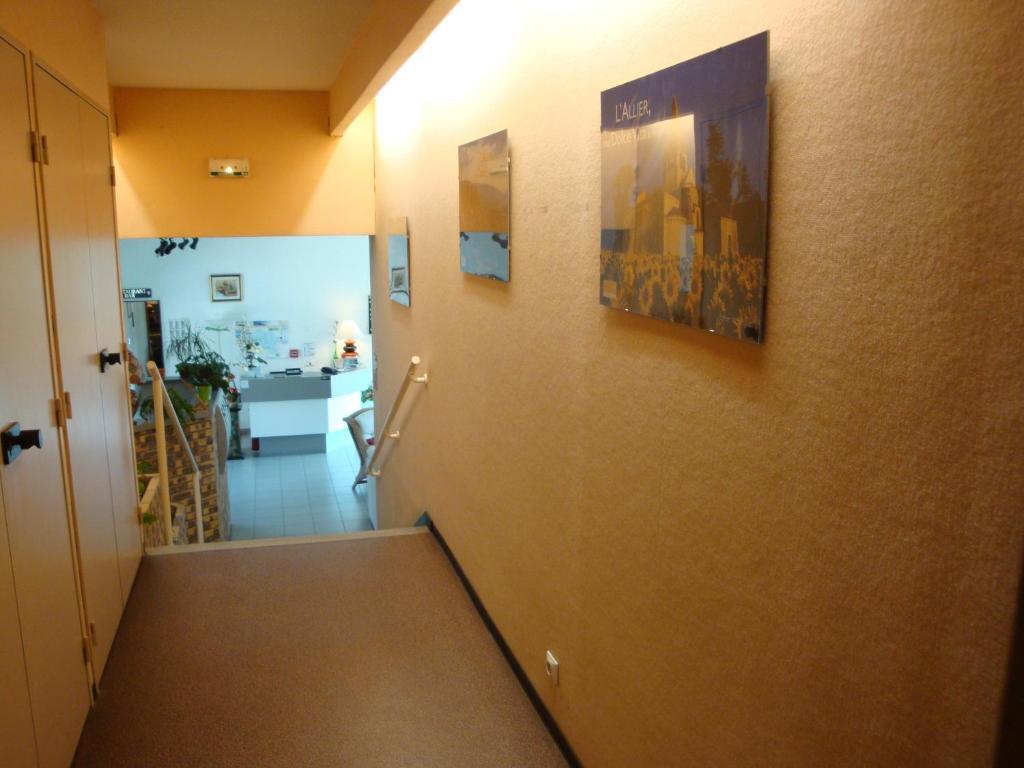 Hotel Du Commerce Tronget Rom bilde