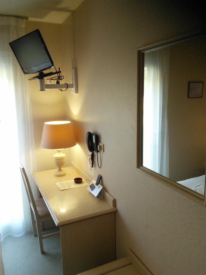 Hotel Du Commerce Tronget Eksteriør bilde